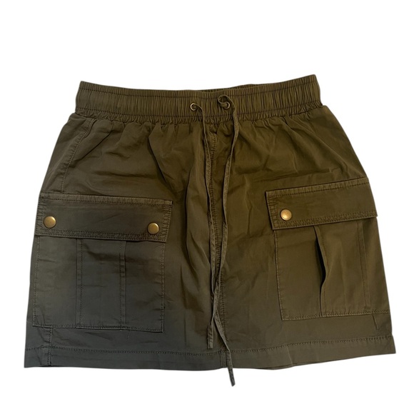 Sanctuary Dresses & Skirts - Evereve Dark Green cargo skirt with drawstring casual comfort